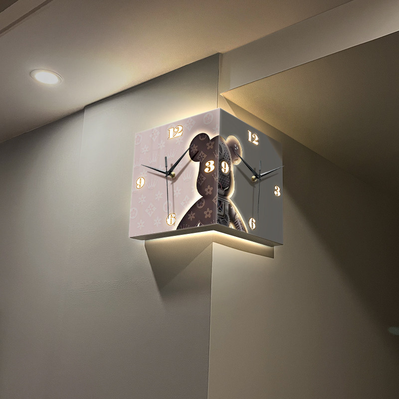 暴力熊客厅双面转角挂钟免打孔创意拐角时钟壁灯画简约壁钟表挂墙