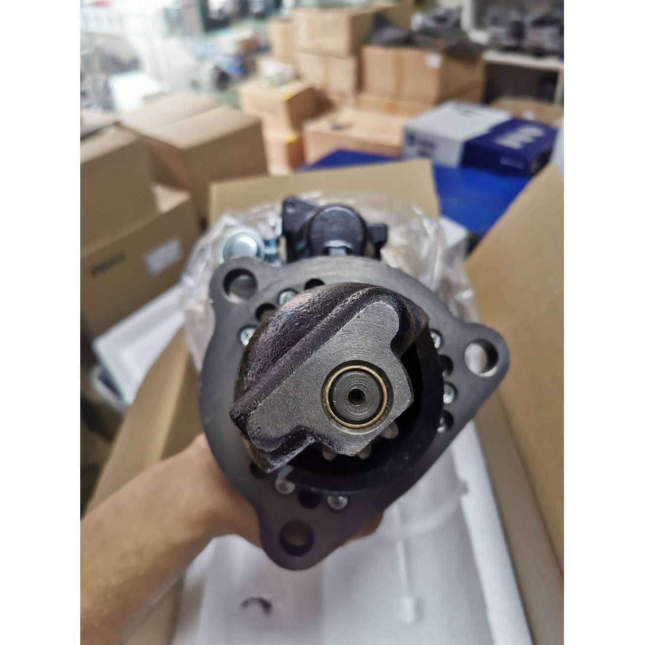 QDJ2910H起动机S00004889+01起动机马达上柴12V135起动机马达
