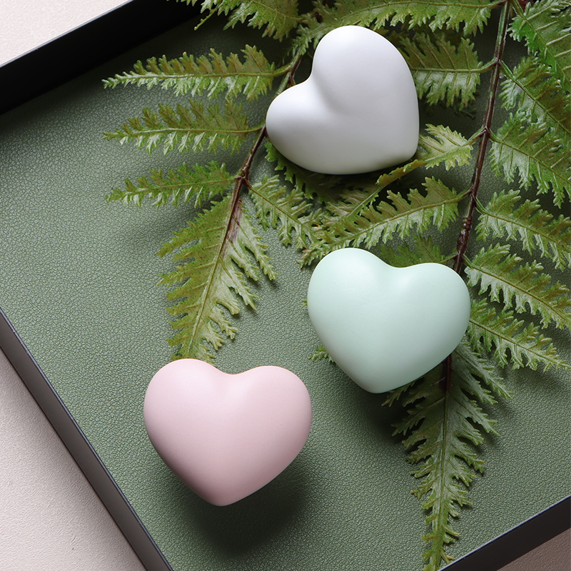 新款简约爱心拉手儿童房定制衣柜门整体橱柜子抽屉创意彩色单孔小