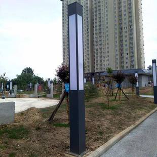 厂家景观灯庭院灯户外灯3米4米路灯方灯异形太阳能景观灯50瓦