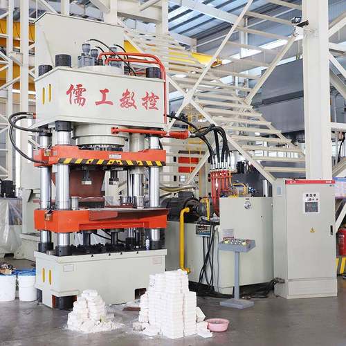 630吨盐砖机厂家儒工定做630T动物牛羊舔砖压块成型液压机