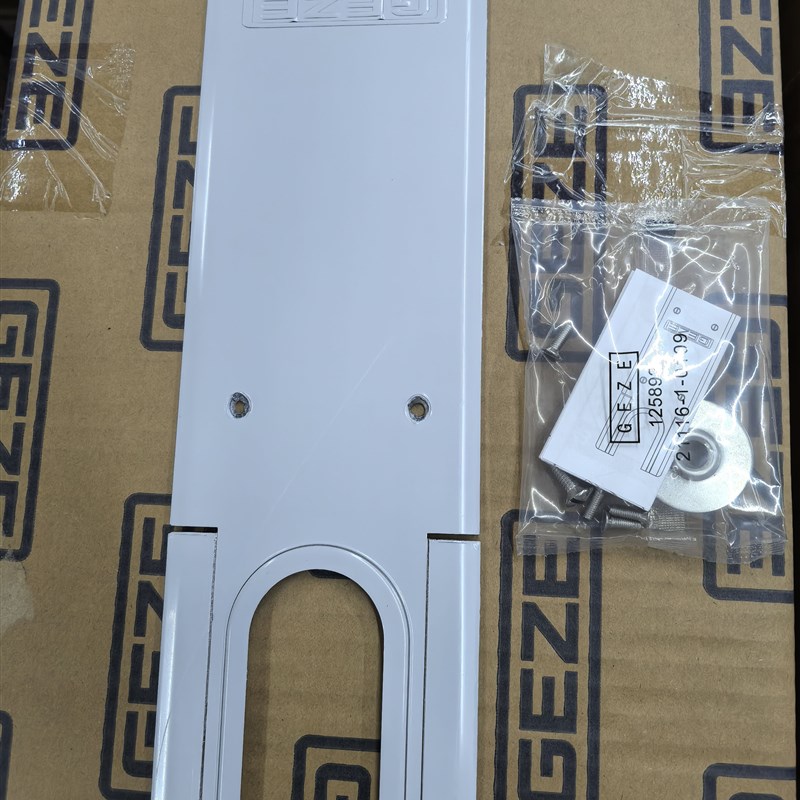 盖泽地弹簧500EN3 500NV 550NV地弹簧盖板 盖板螺丝图片