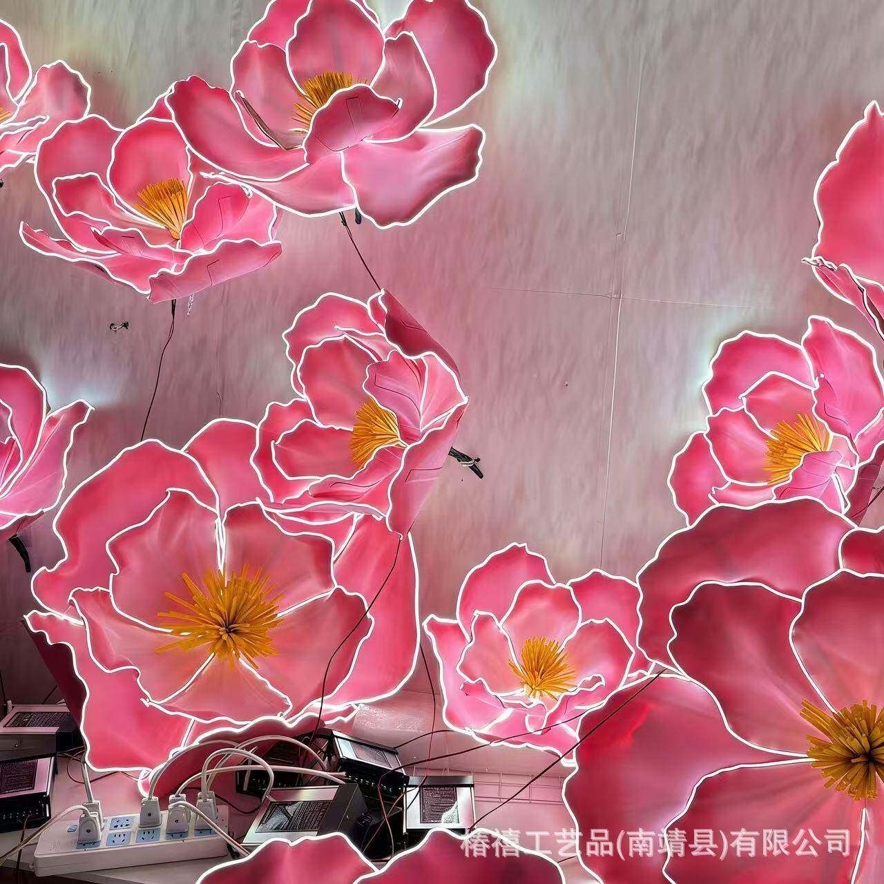 巨场发光花景仿真花户外防水带灯商区美陈打卡花灯粉色发光道具橱