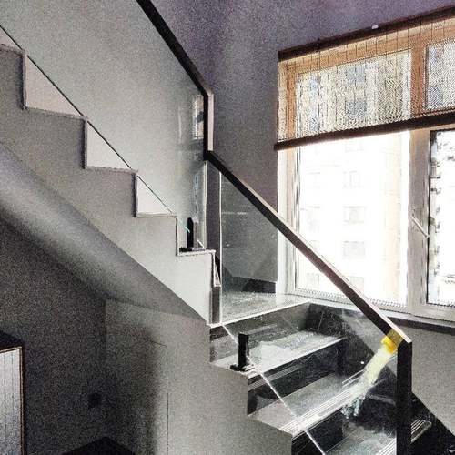 档不锈钢高丝钛金扶手玻璃VMV楼梯护栏玻璃楼梯拉奢栏杆轻风格护