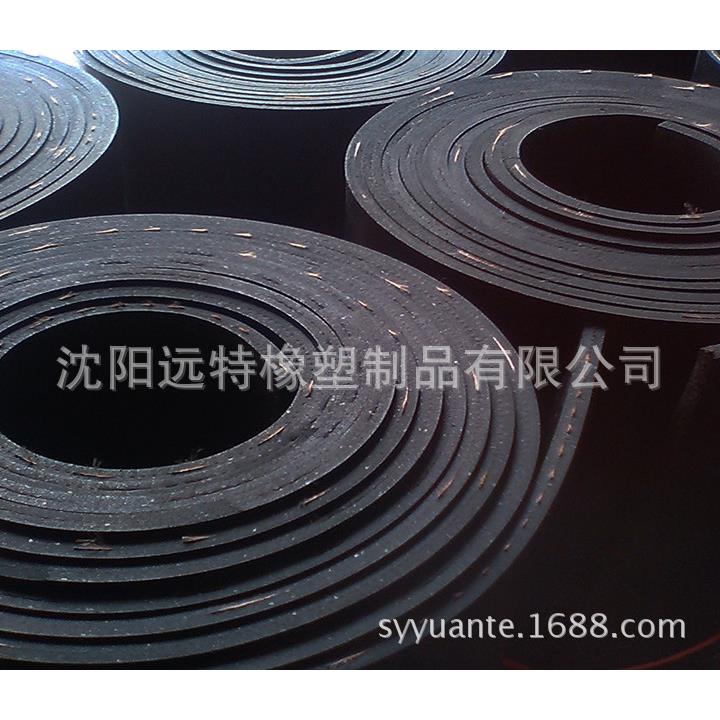 5mm/8mm夹布耐磨橡胶板黑色10mm厚,中间加布抗撕裂耐磨胶皮垫子