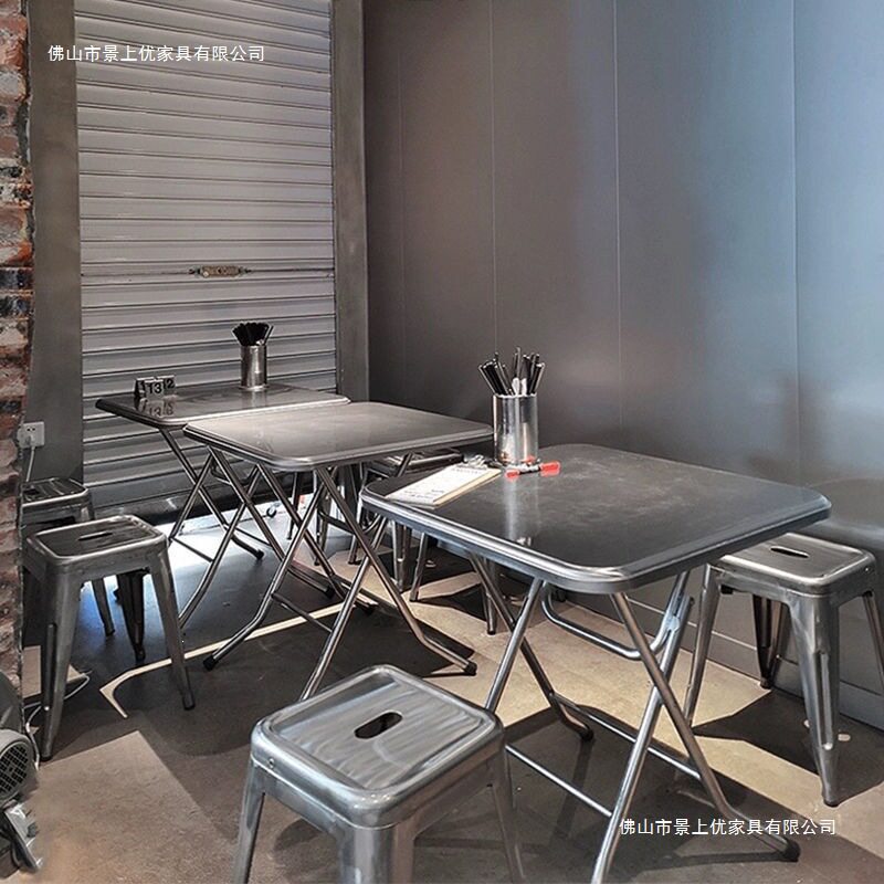 折叠桌餐饮店小吃店小方桌不锈钢折叠餐桌外摆烧烤店桌椅组合图片
