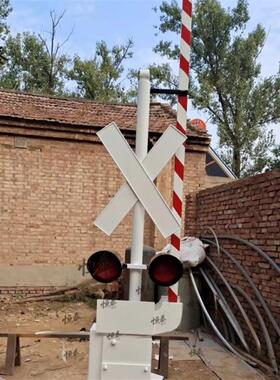 火车道路亮红绿灯档杆路灯网红打卡布置商场摆件网红打卡创意装饰