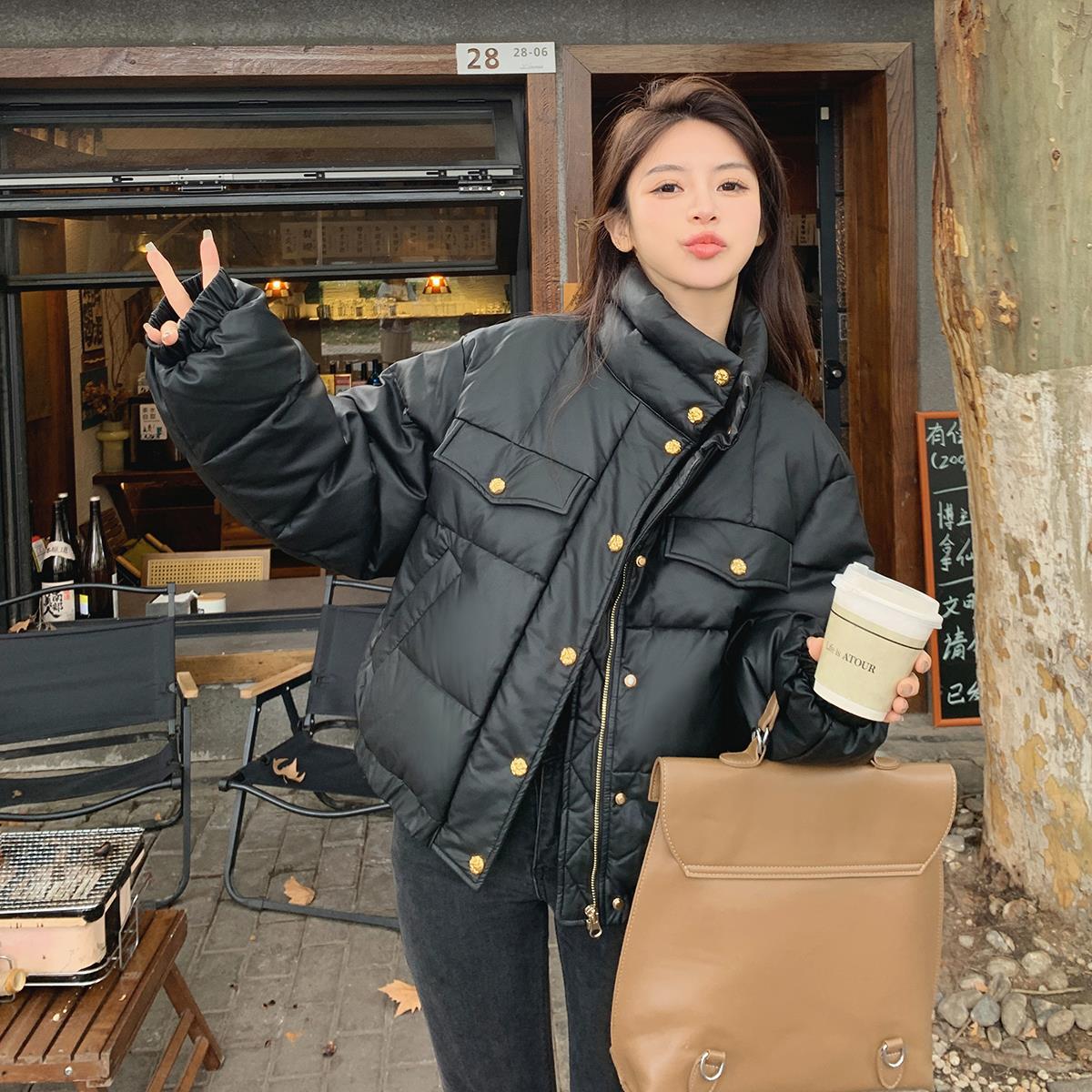 黑色小香风羽绒服女冬季2025新款韩系小个子90白鸭绒加绒短款外套