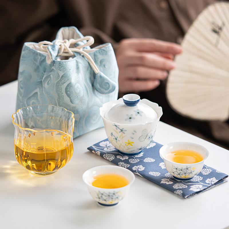 手绘花影蝶语盖碗快客一壶两杯 釉下彩功夫旅行茶具布袋收纳
