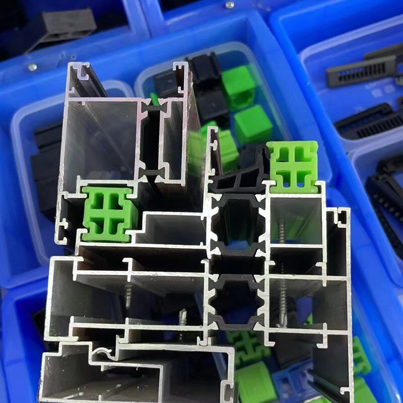样角卡扣样角连接件样角扣展示铝材塑胶件门窗配件样角胶断桥门窗