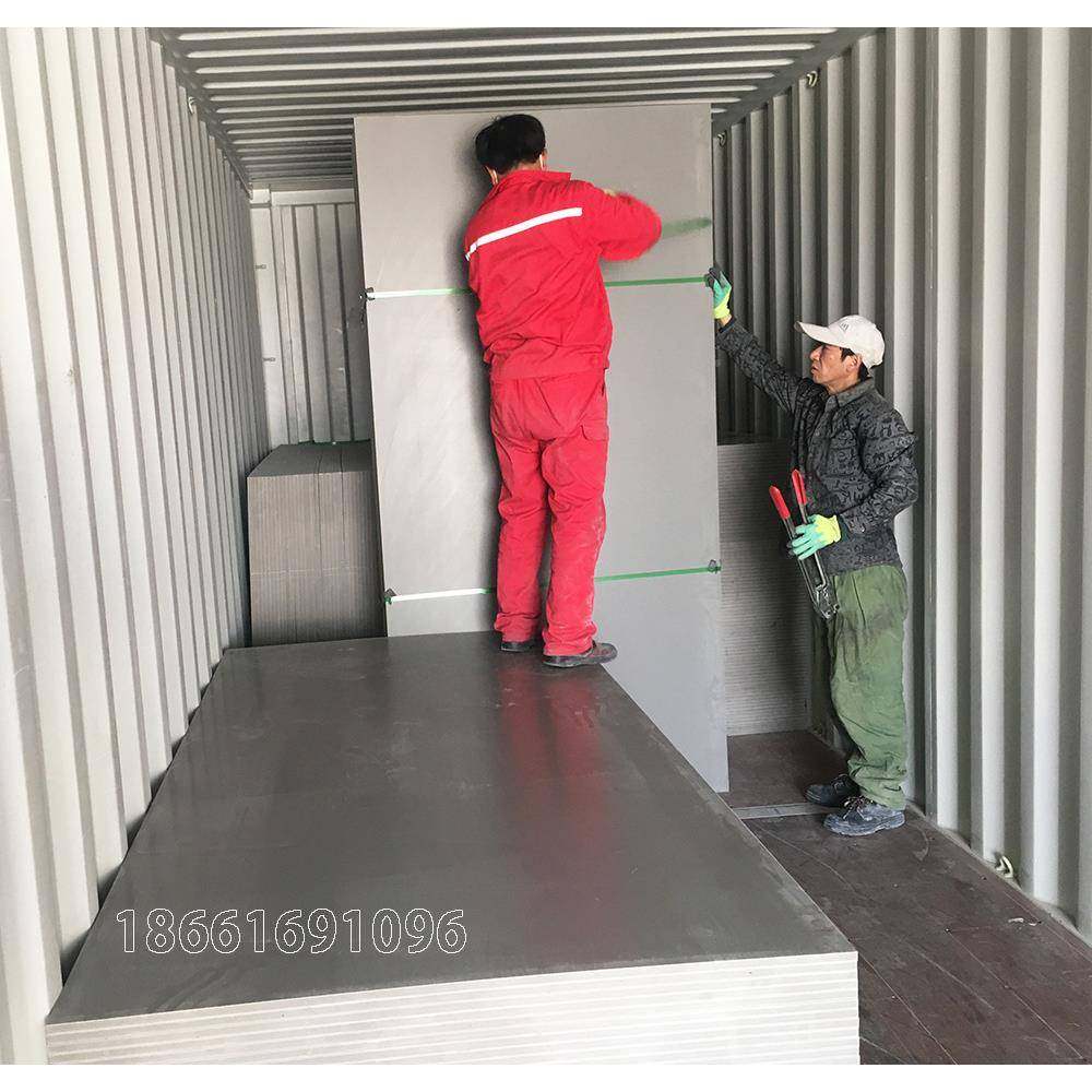 PVC共料塑模塑建筑透模板179三层挤模板表面硬皮不水