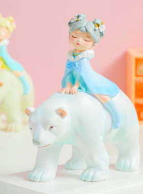 创意欧式北极熊女孩房桌面摆件家居客厅玄关电视柜树脂动物装饰品