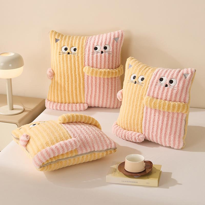 可爱抱枕被子二合一两用车用折叠秋冬加厚办公室午睡毯子枕头午休