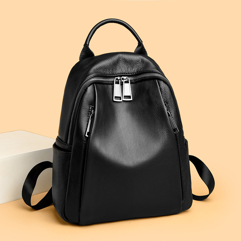 2026潮流新款头层牛皮大容量通勤女士背包时尚简约百搭旅行双肩包