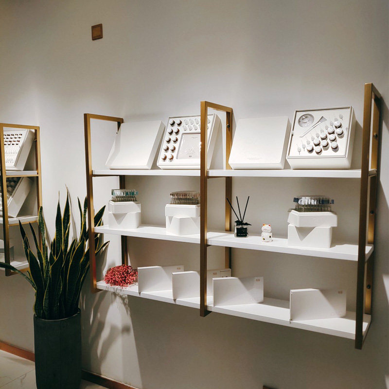 北欧化妆品货架展示架美甲架饰品柜墙上置物架多层隔板壁挂架收纳