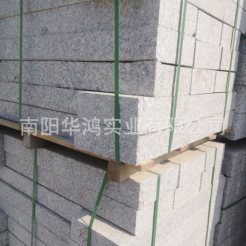 内乡梨花白路缘石厂家芝麻白路牙石白麻花岗岩侧石市政道路平缘石