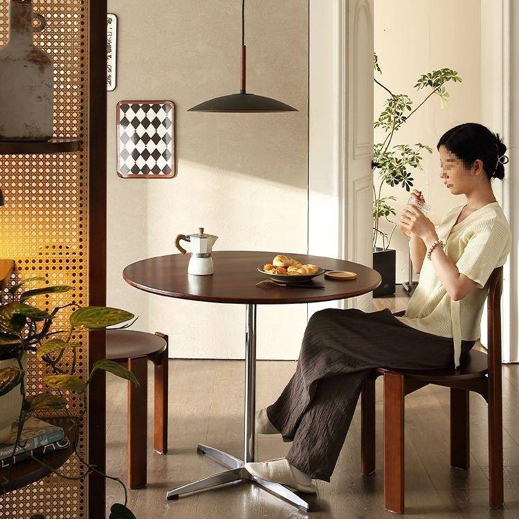 胡桃色实木小圆桌小户型家用复古餐桌椅咖啡厅中古阳台茶几饭桌子