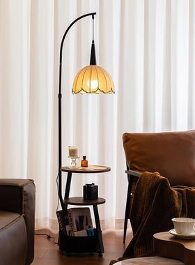 法式中古风落地灯客厅沙旁古卧发室床柜置物茶头76451几一体立式