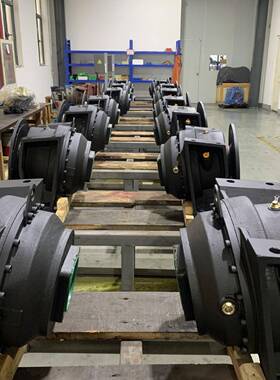 搅拌车减速机用ZF件齿轮箱搅拌车工程械机零P3301P4300KNYP5300P7