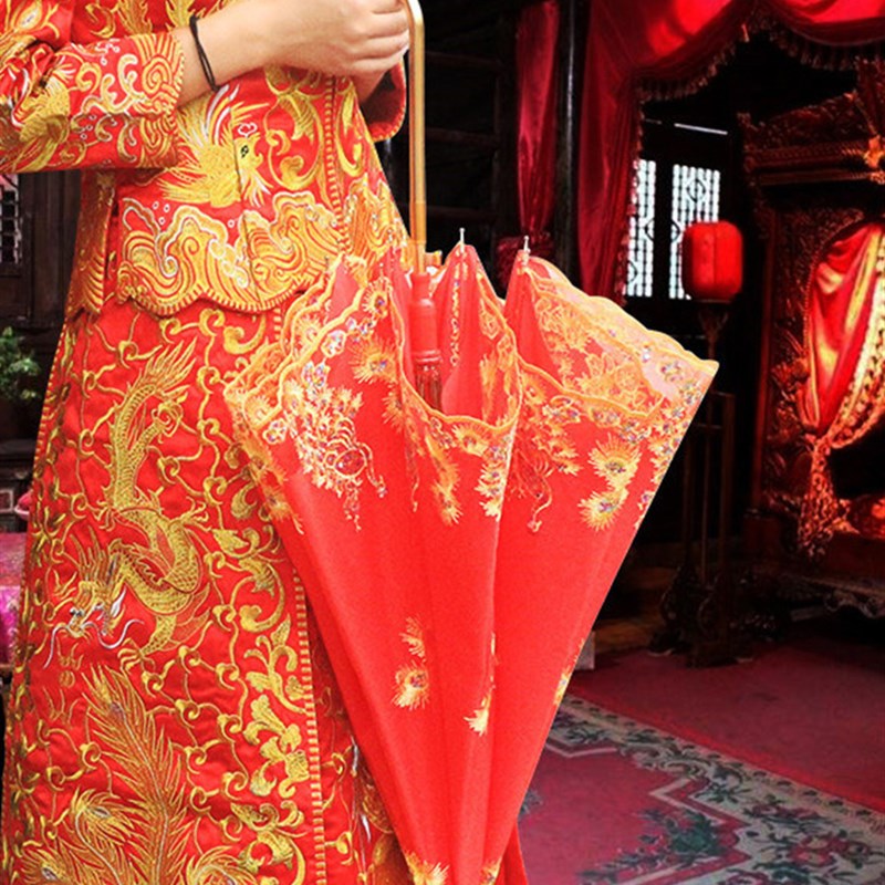 结婚红伞新娘伞婚礼出嫁伞蕾丝花边高档刺绣长柄结婚用的复古婚伞