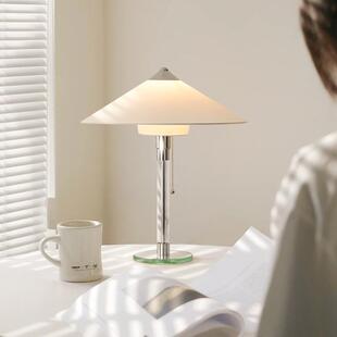 卧室包豪斯新款艺术创意布艺装饰台灯床头书桌全普光护眼灯具casa