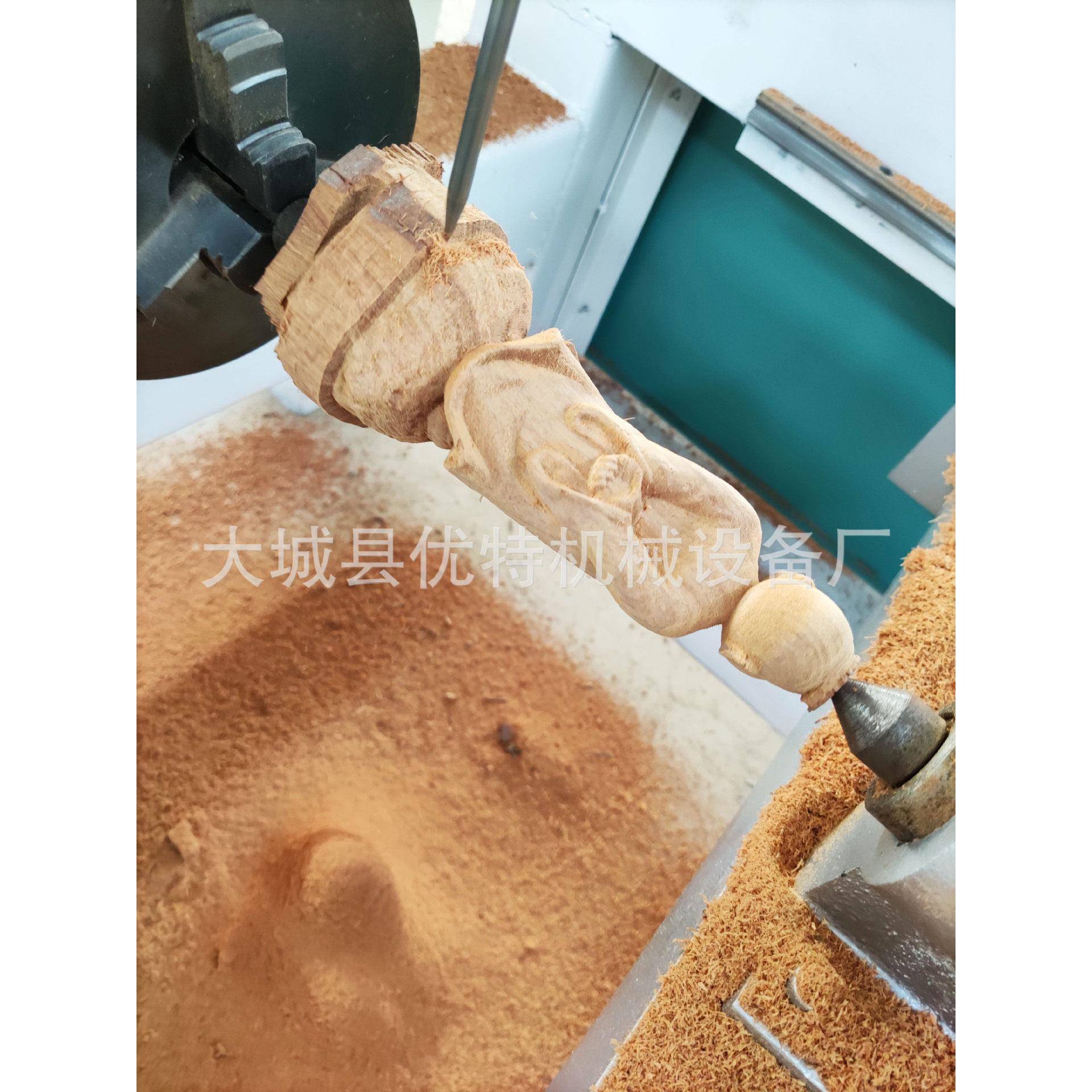 4头工艺品雕刻机 笔筒竹筒灯四轴四联动雕刻机弹弓拐棍雕刻机