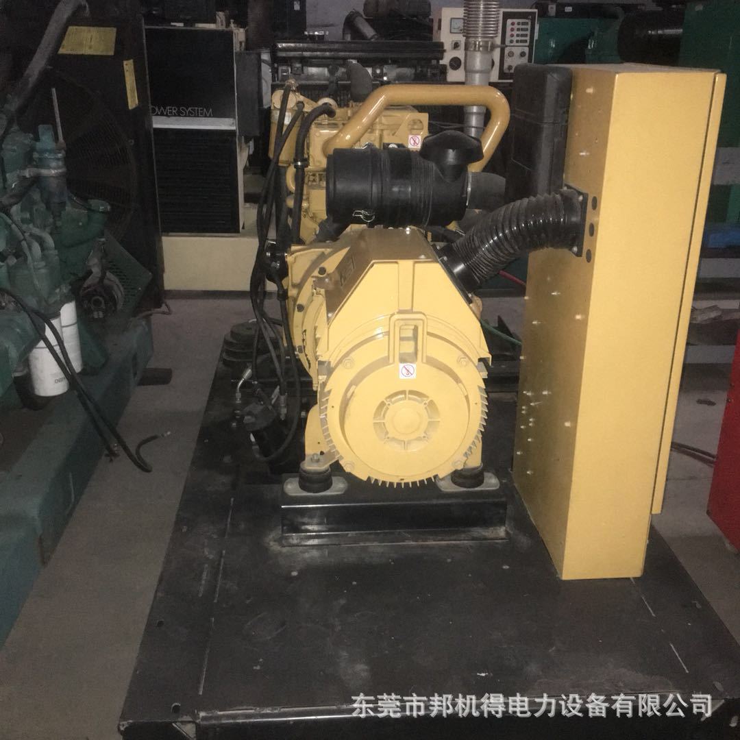 珀金斯40KW自带油箱柴油发电机