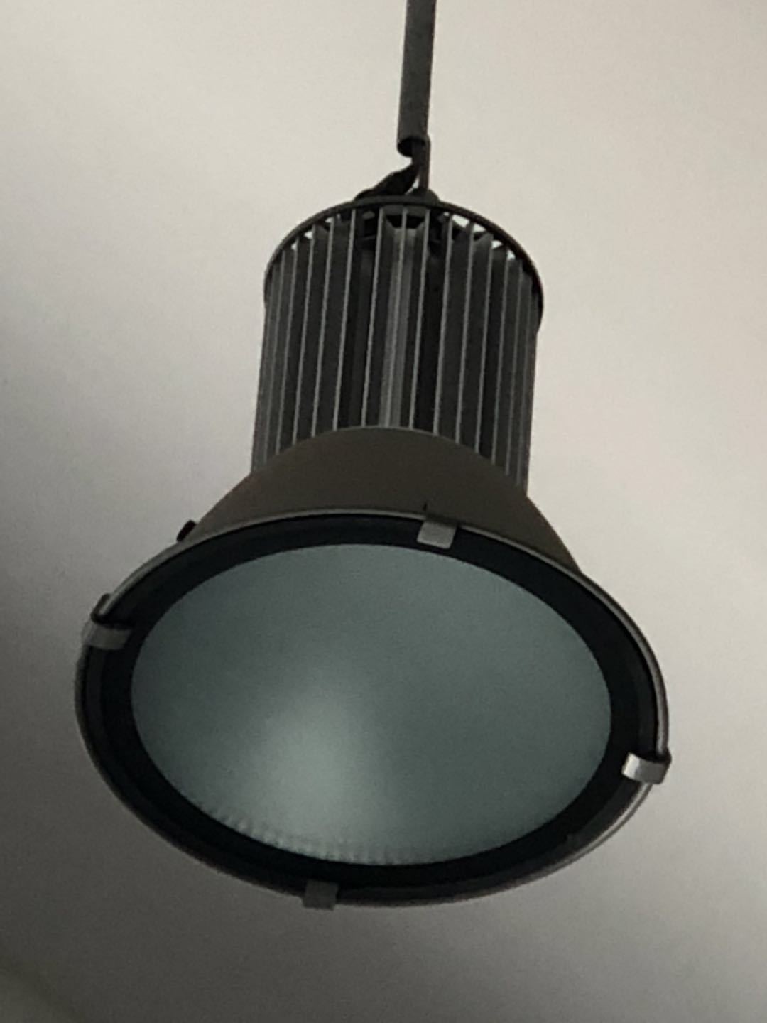 LED工矿投光灯100W-200W