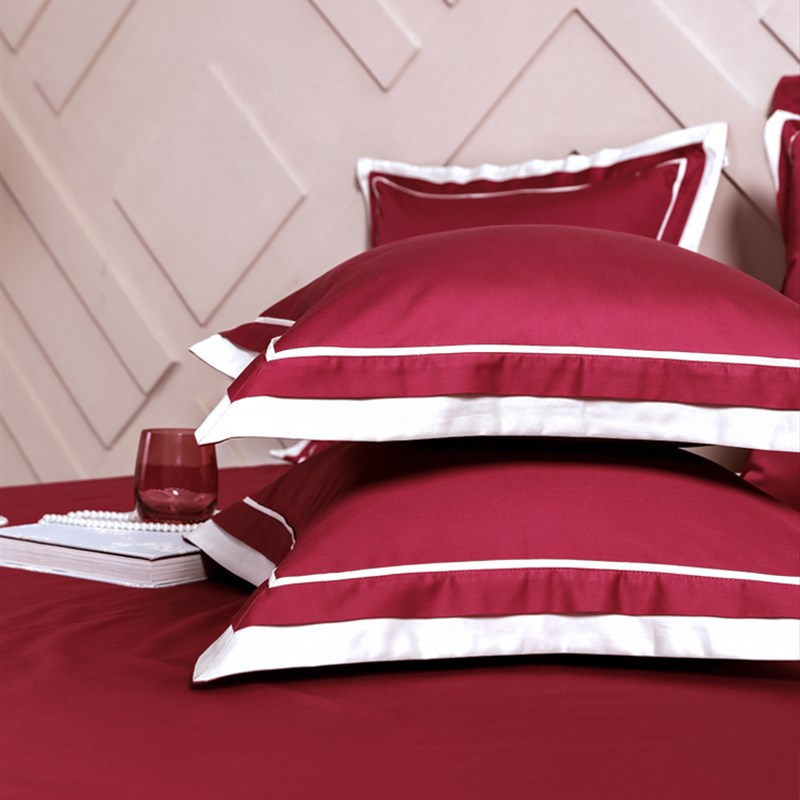 红色喜庆抱枕婚庆沙发结婚房压牀娃娃上一对5x5cm大靠枕喜字靠垫