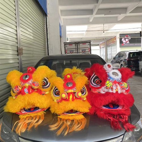新款可眨眼泡沫舞狮耐摔轻巧醒狮表演舞台全羊毛佛装醒狮狮头