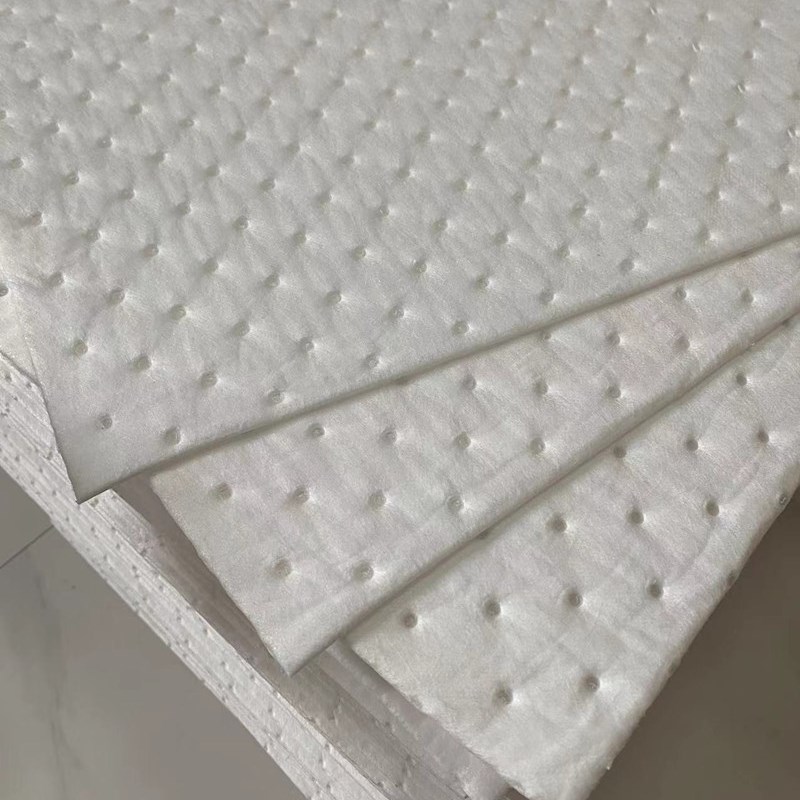 复合压点吸油棉 吸油片 工业吸油垫吸附棉 超强吸油毡 100片