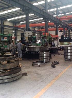 大型械设备转盘轴品承机02021.50.51.50.5205出口质内齿式回转支