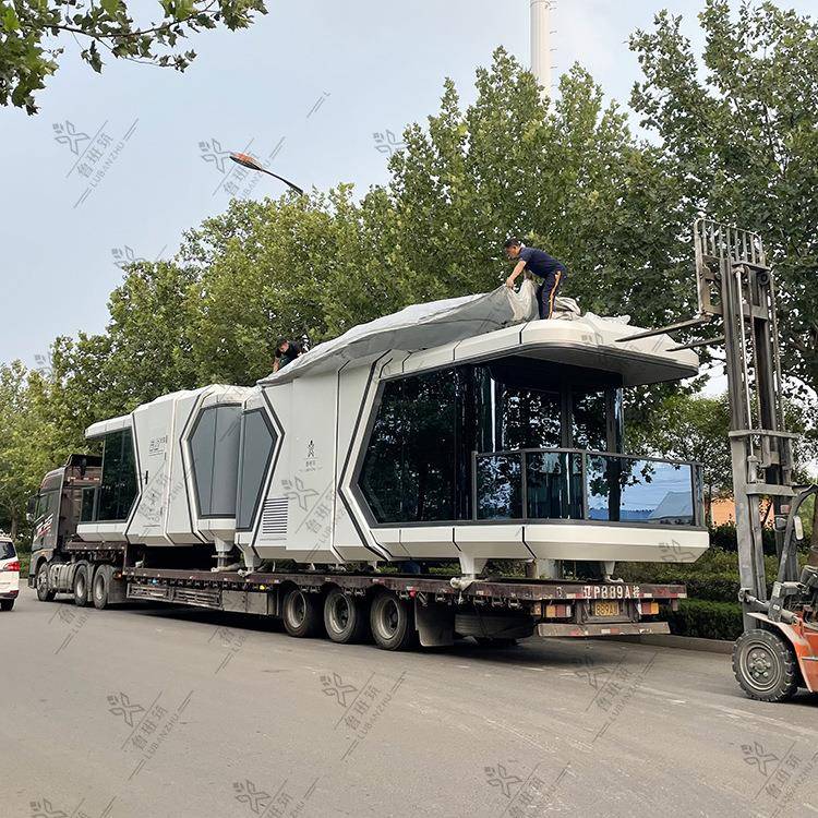 游旅景点海边露营基舱20221108地特色酒店网红打卡拍照太空原力民