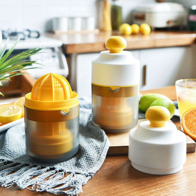 便携手动榨汁杯橙子柠檬榨汁器水果原汁挤压汁器迷你榨果汁机