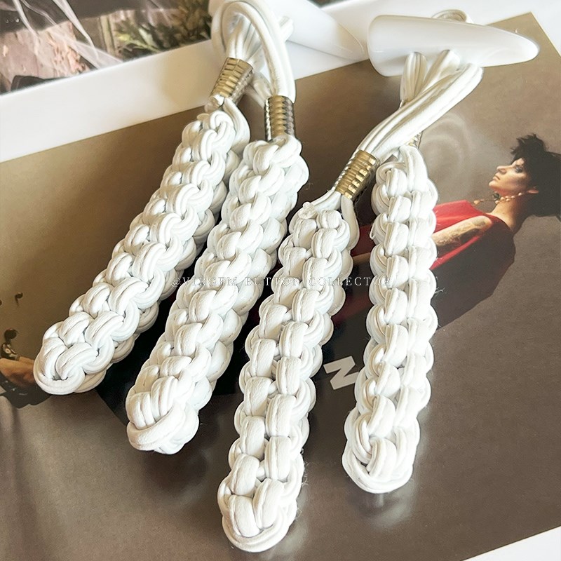 VIRGEM白色树脂牛角扣高档金属绳结皮编织扣对扣毛呢大衣皮草纽扣