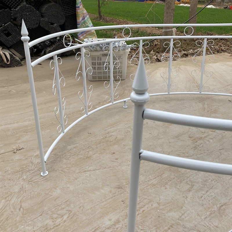 新款婚庆道具铁艺栅栏花园围栏道具创意欧式婚礼舞台围栏拱形装饰