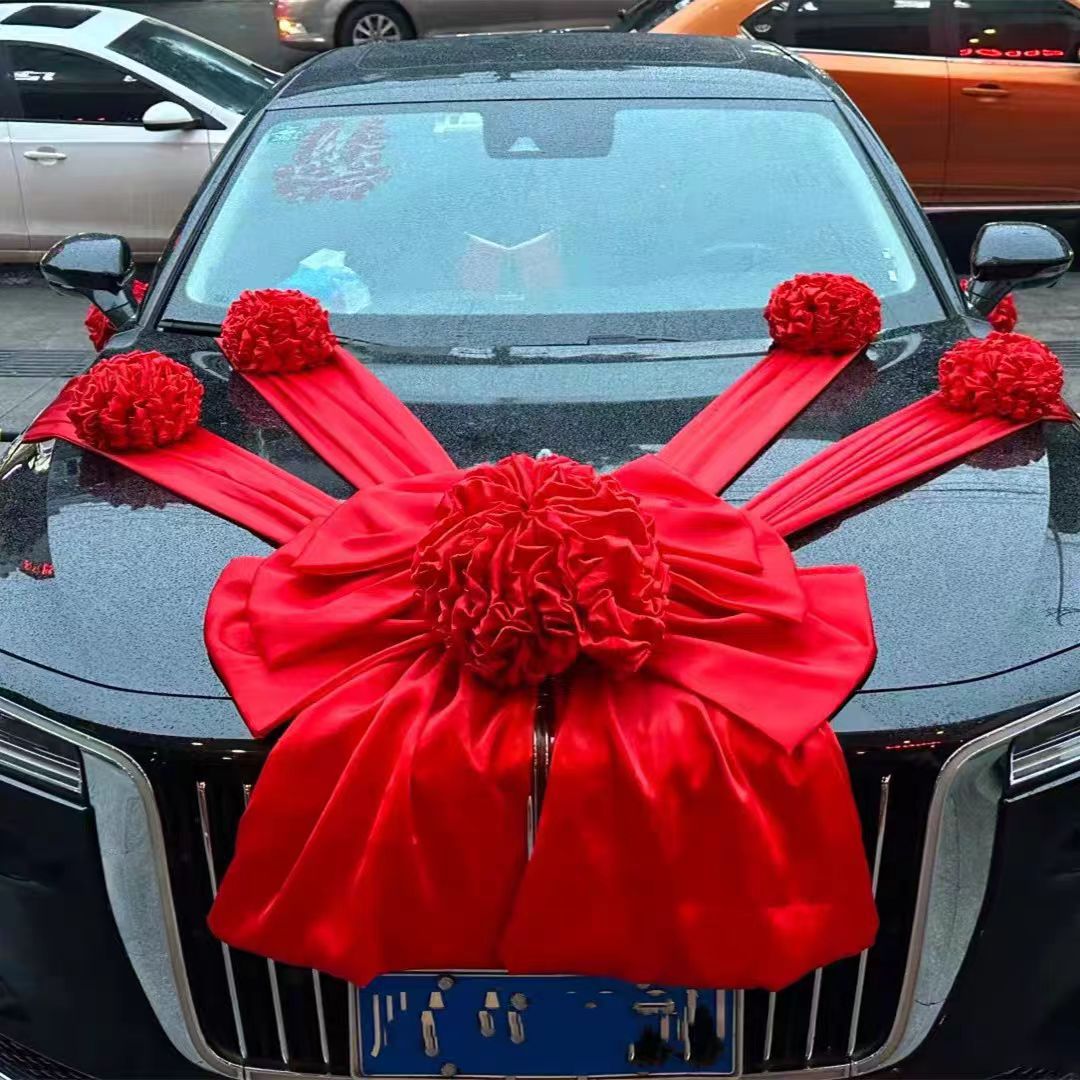 复古结婚主婚车头车布置红绣球迎亲车队装扮大红花球红绸布