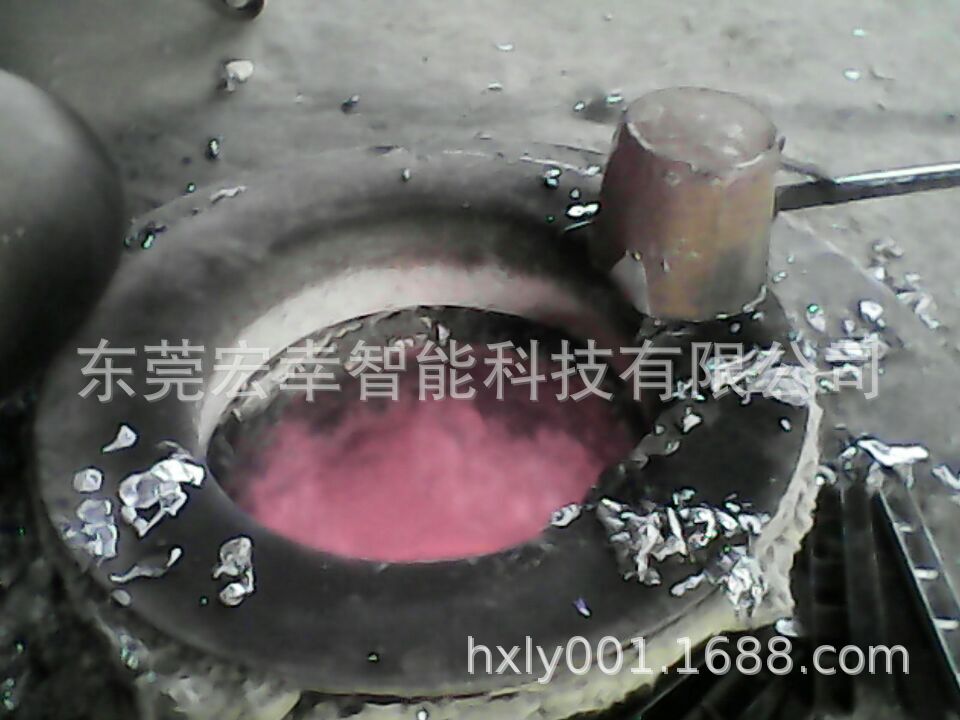 200KG坩埚熔化炉熔铝熔锌保温