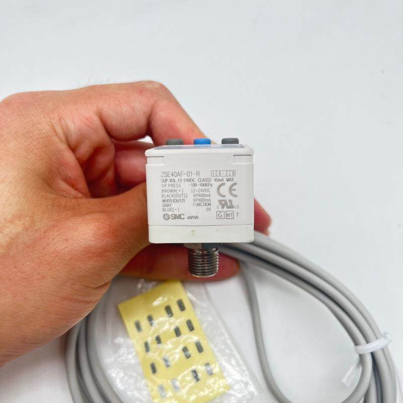 SMC数显压力开ISE4关0A-01-R/S/T//X/Y-ZSE40AZSE47940AFVM现货