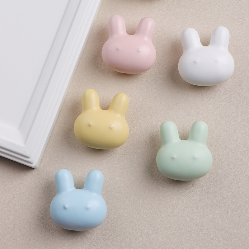 萌兔儿童房衣柜拉手定制衣柜门柜子抽屉陶瓷单孔卡通可爱彩色把手