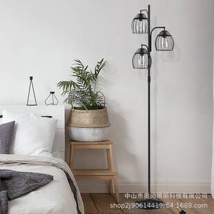 客厅沙发卧室阳台工作室创意可调光铁艺落地灯阅读工业风设计