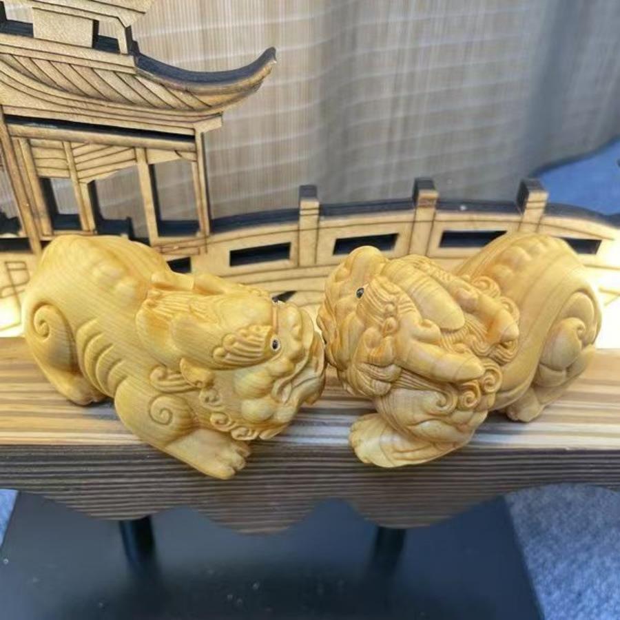新款崖柏木雕招财大貔摆件家卡010居工艺品通貅意貔貅桌面装创饰