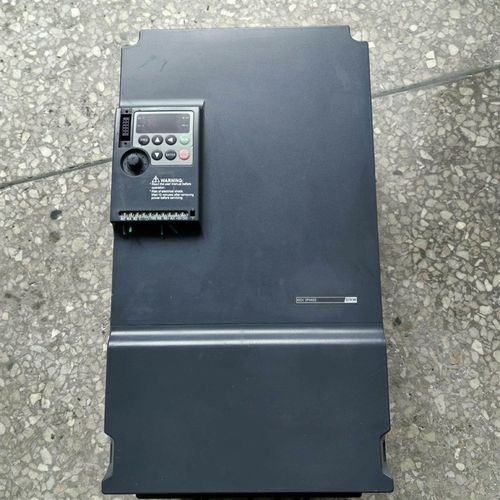 众辰变频器37KW NZ200T-37GY-4 拆机回来的,