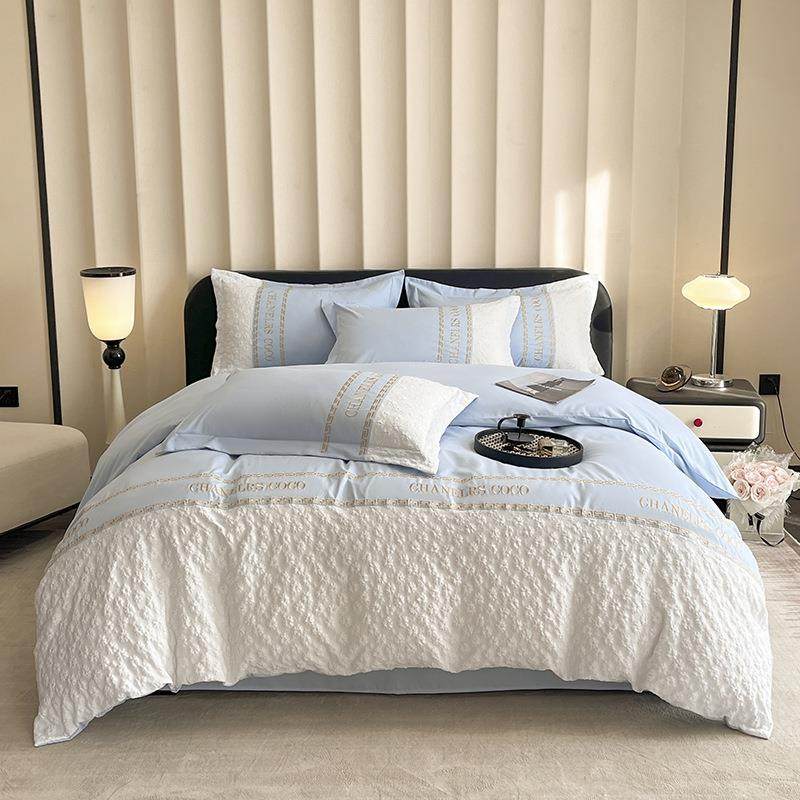 立2025新亲款肤棉拼接体浮碎雕花公主风绣花四件套OAY床单款床笠