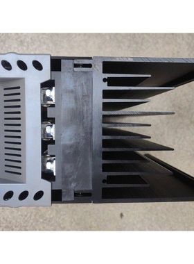 W5TP4V045-24JTHC W5TP4V030-24J 桦特电力调整器 AT5TP4V045-24J