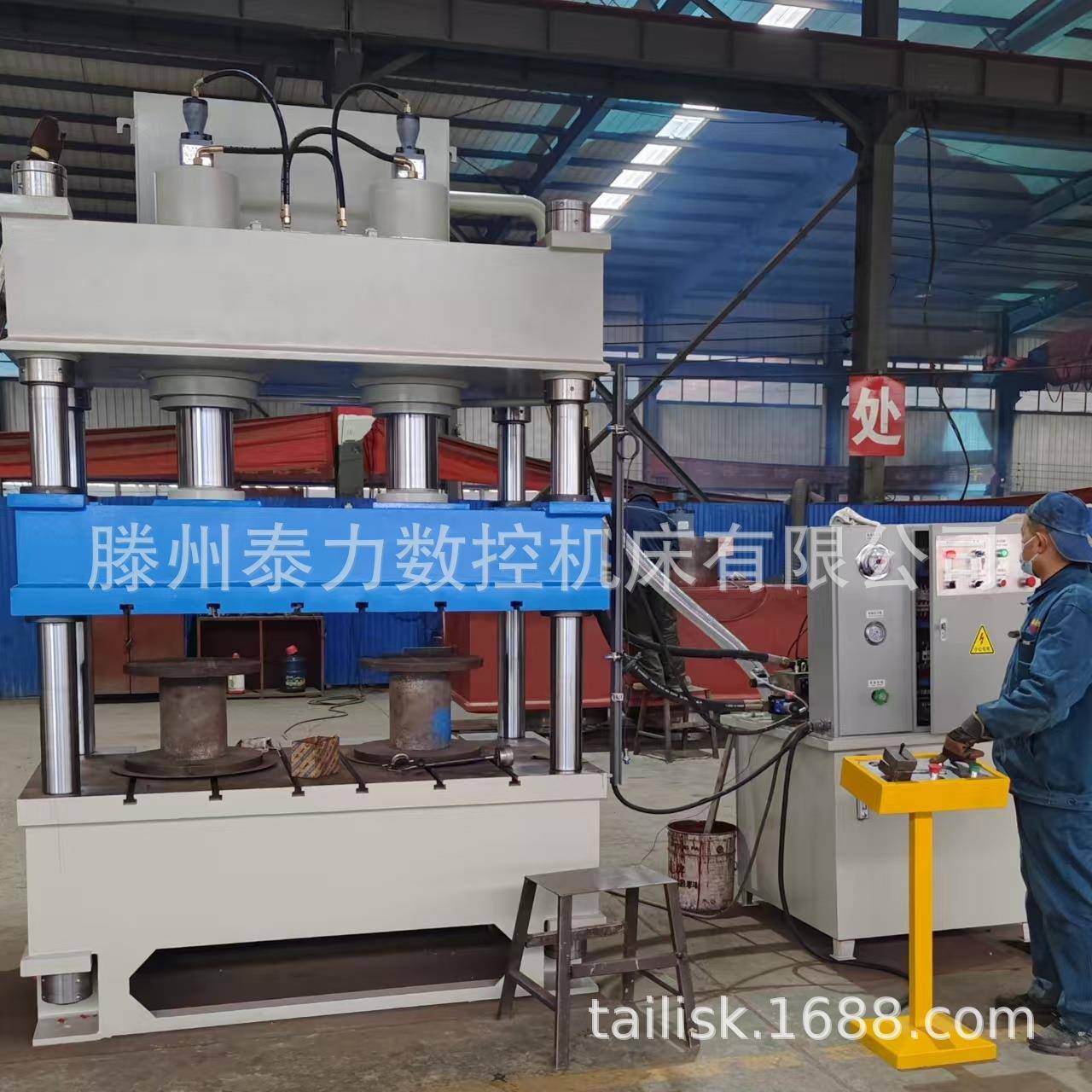 260吨315吨三梁四柱液压机全自动化金属整形不锈钢制品成型生产