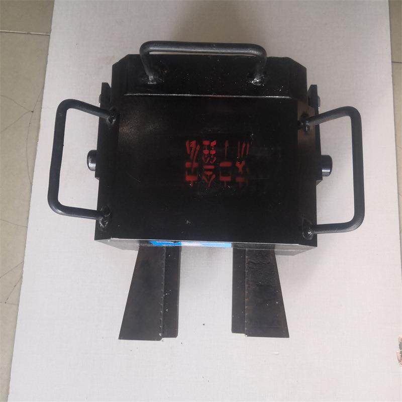 铁路用撞轨器铁轨窜轨器钢轨撞击器铁路撞轨器铁路工务器材