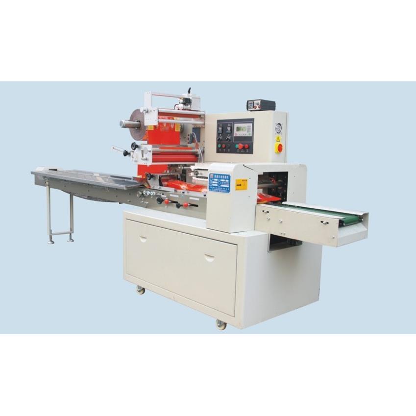 供应全自动胡萝卜芝心年糕枕式包装机 泡芙饼干枕式食品包装机