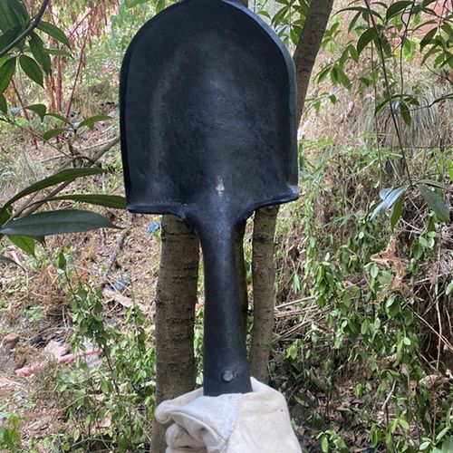 工兵铲铁匠手工锻打铁锹铲子多功能便携式砍树挖土露营钓鱼铲车载