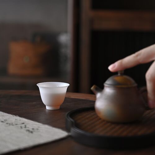 厚皿全手工蝉翼超薄胚白瓷品茗杯温润功夫主人茶杯薄如纸主人杯